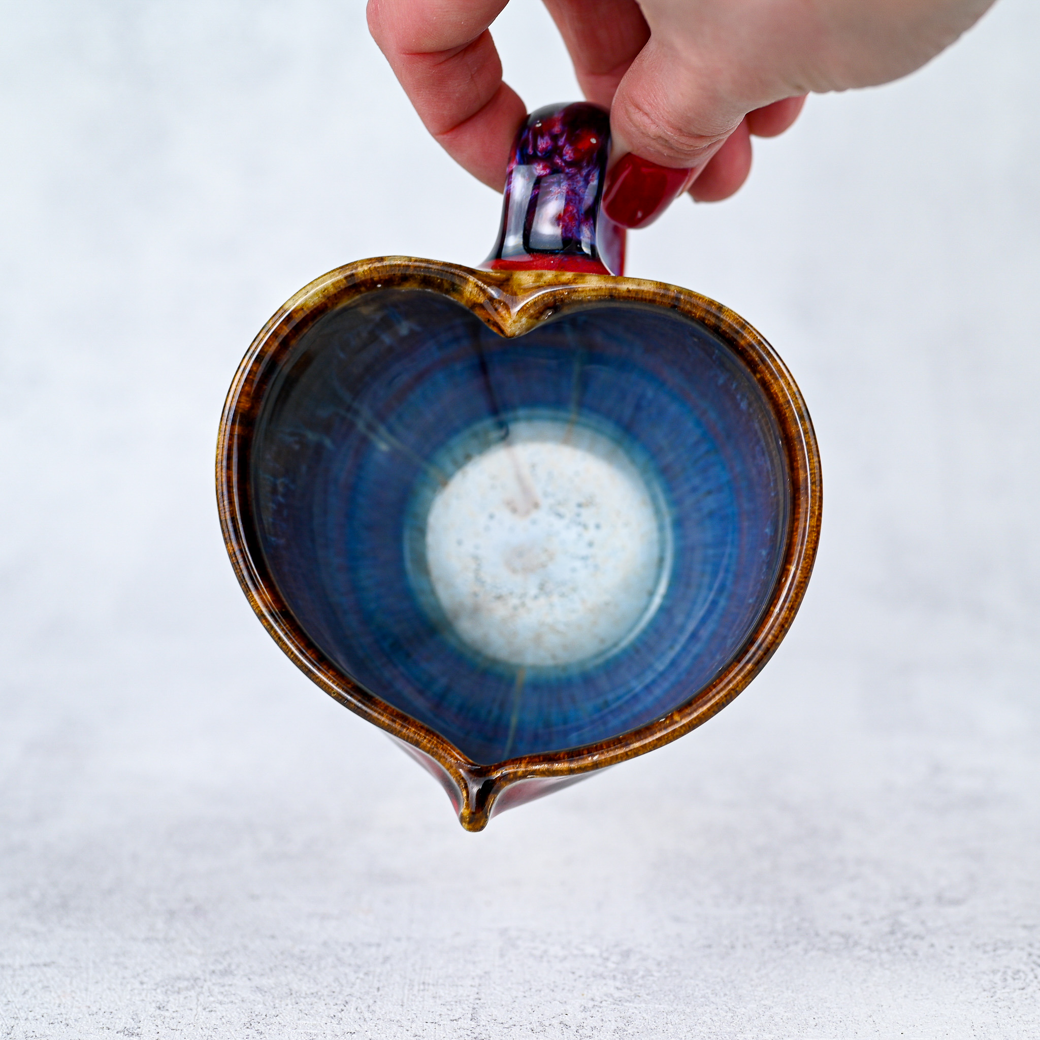 картинка Чашка-сердце от Юрия Пересады 4 - DishWishes.Ru