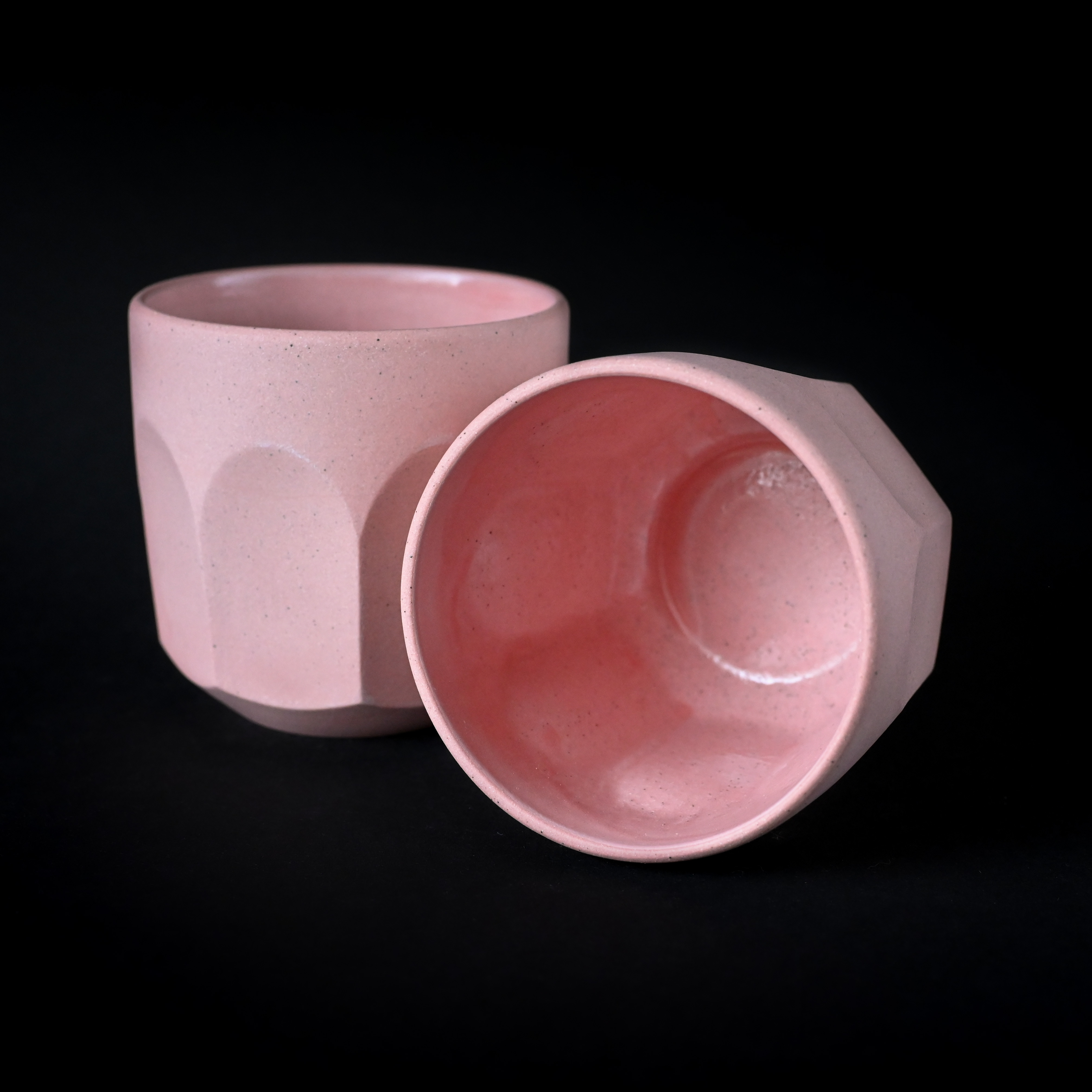 картинка Стакан граненый из розовой глины "Розовый" 300 мл - DishWishes.Ru