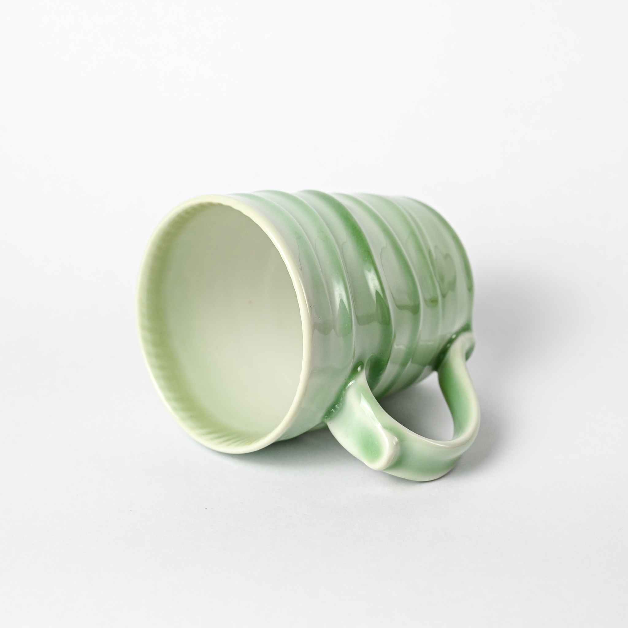 картинка Чайная пара Pottery Atelier светло-зеленая - DishWishes.Ru